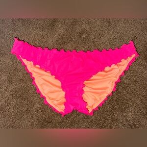 Victoria’s Secret ruched bikini bottoms large